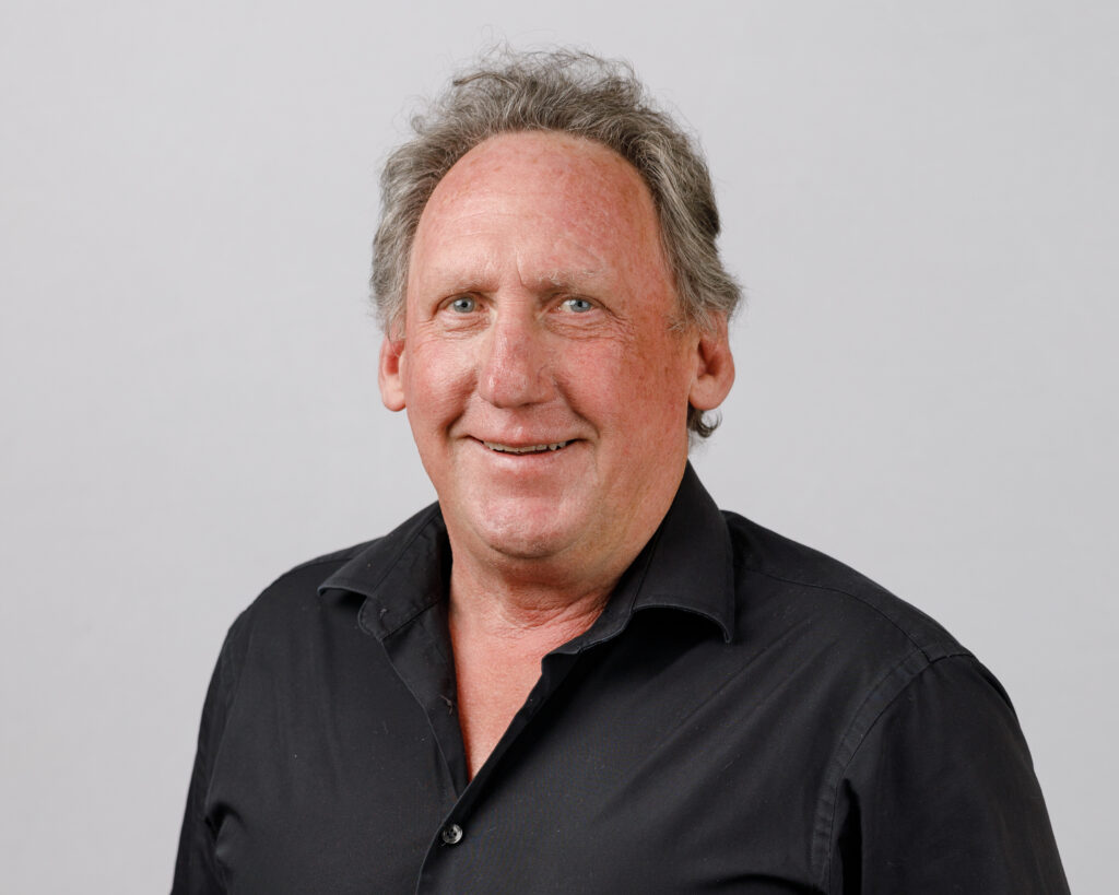 Scott Houston profile